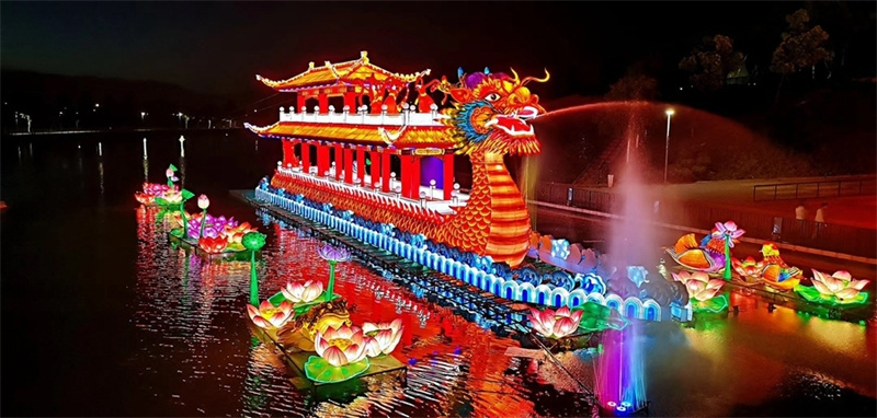 自贡雅艺—彩车彩船